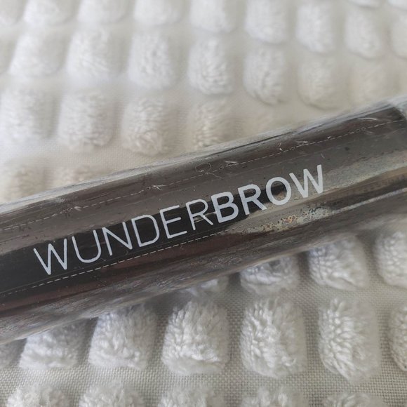 Wunderbrow Black Brown eyebrow gel filler - Picture 3 of 9